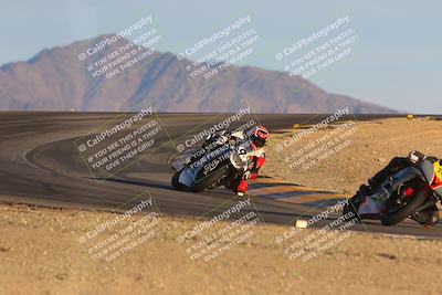 media/Dec-16-2023-CVMA (Sat) [[bb38a358a2]]/Race 13 Amateur Supersport Middleweight/